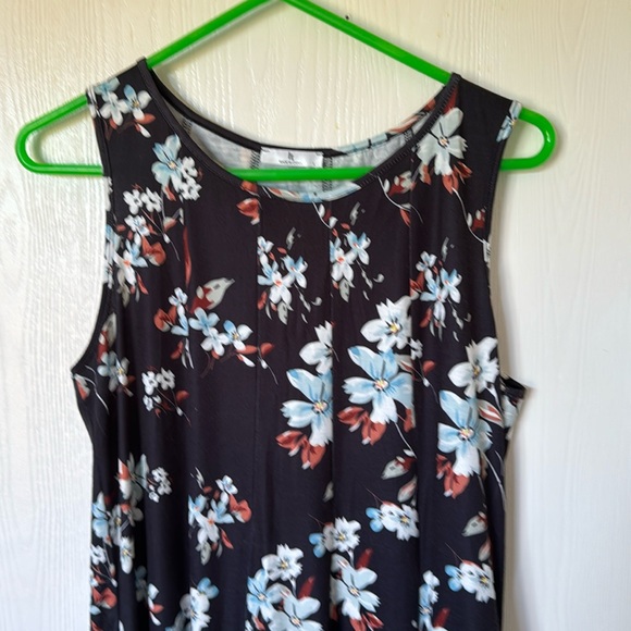 Summer dress with flowers size large, like new - Picture 1 of 4